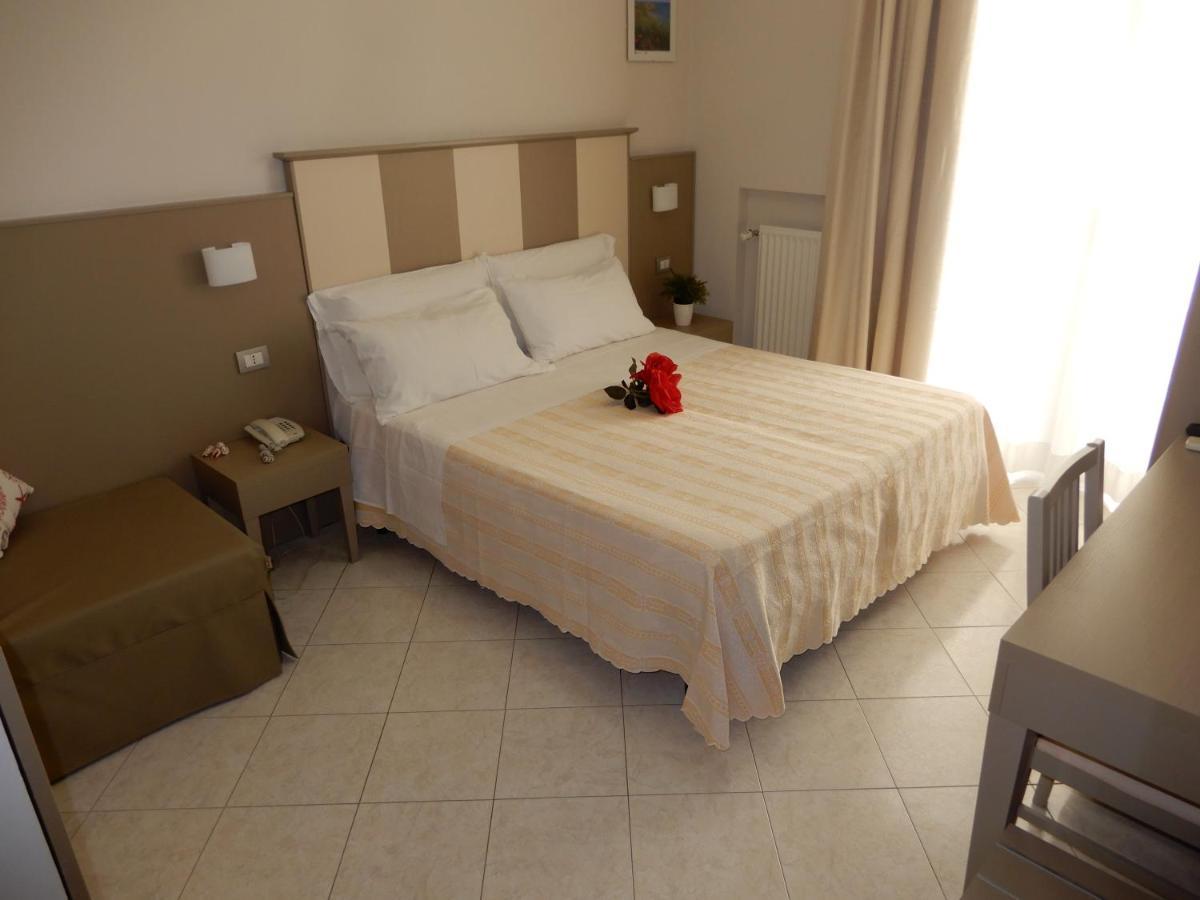 Hotel San Giorgio Vasto Luaran gambar