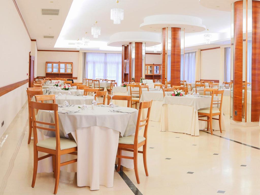 Hotel San Giorgio Vasto Luaran gambar